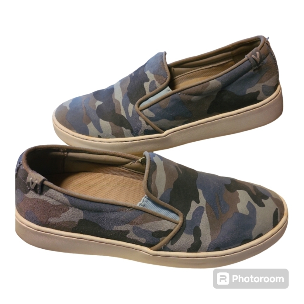 Vionic* Avery Pro Slip On Sneaker*OrthoticSup* Grey Blue Camo* Sz 9 - Picture 3 of 6